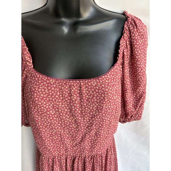 Live to be Spoiled Midi Cottage Prairie Dress Size M Red Floral Puff Sleeve - Picture 2 of 10